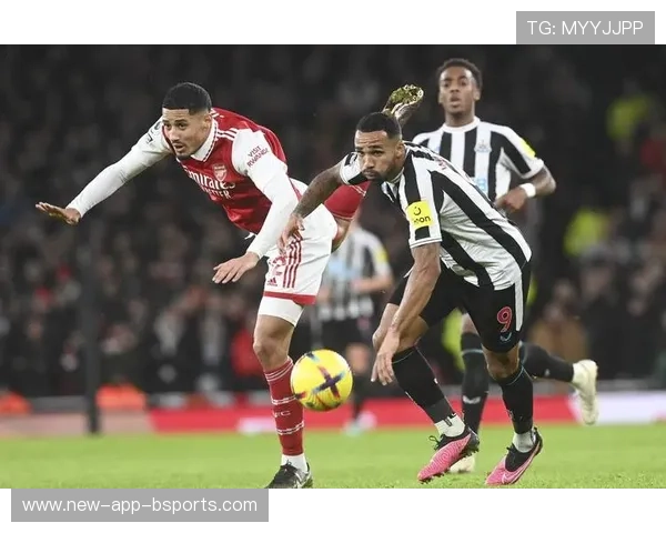 英超3月赛程调整：纽卡对曼联周中举行，阿森纳对埃弗顿周日开球-直播吧